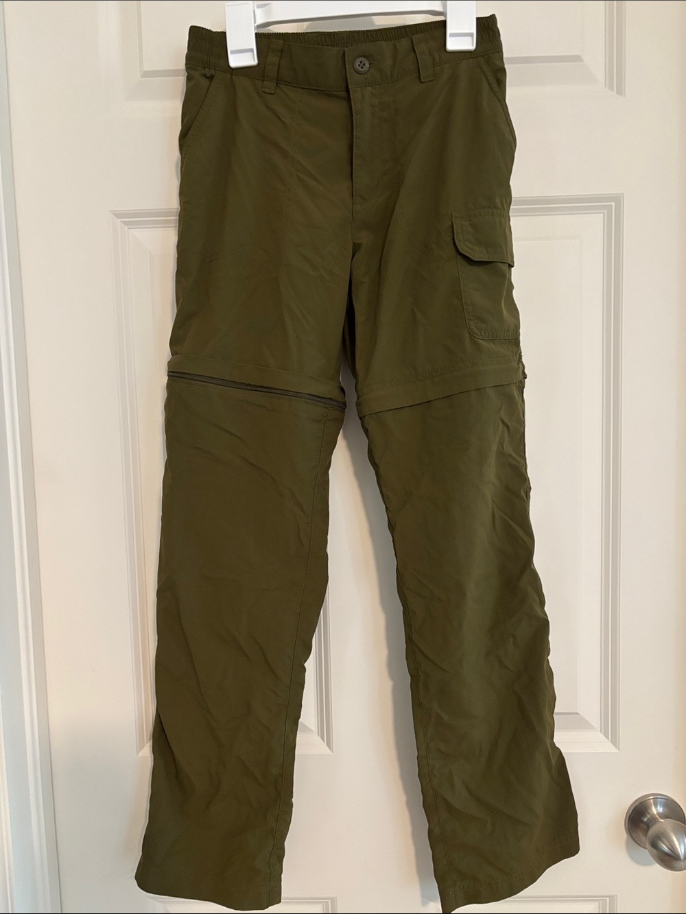 Columbia kids Olive Green Convertible Cargo Pants zip off shorts, medium